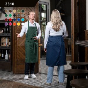 Extra brede omslagschort met dubbel opgestikte zak in 2 delen